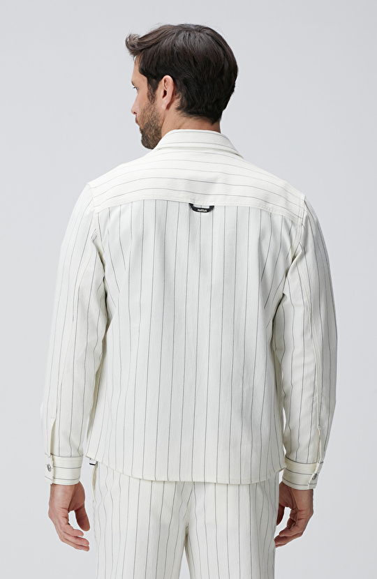 Kırık Beyaz Dış Gömlek