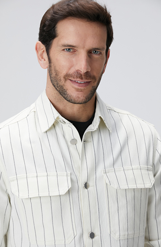 Kırık Beyaz Dış Gömlek