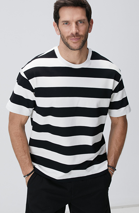 Siyah Beyaz T-shirt