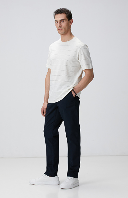 Kırık Beyaz T-shirt