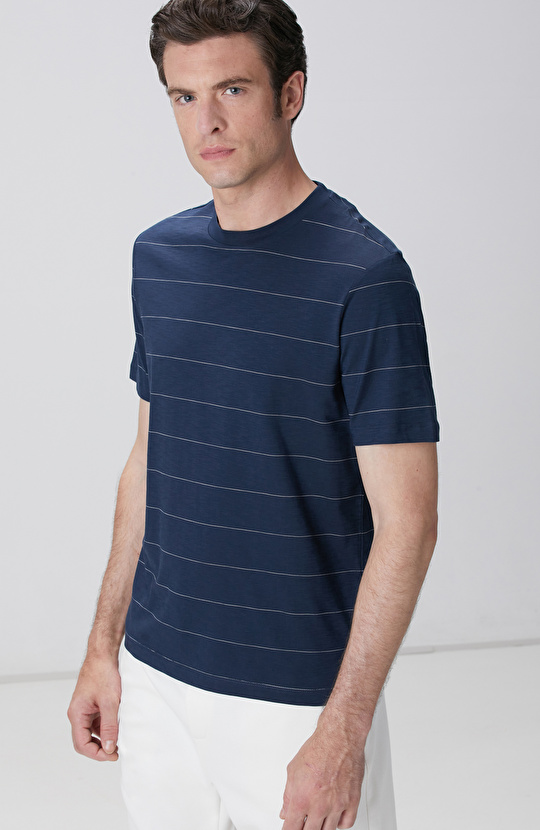 Lacivert Kırık Beyaz T-shirt