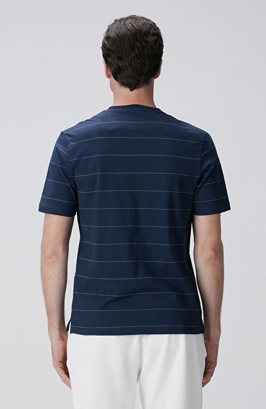 Lacivert Kırık Beyaz T-shirt