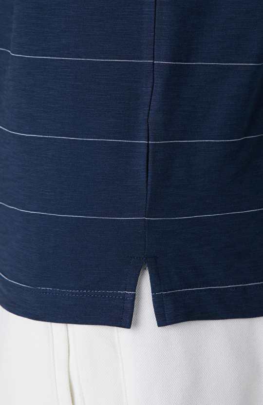 Lacivert Kırık Beyaz T-shirt