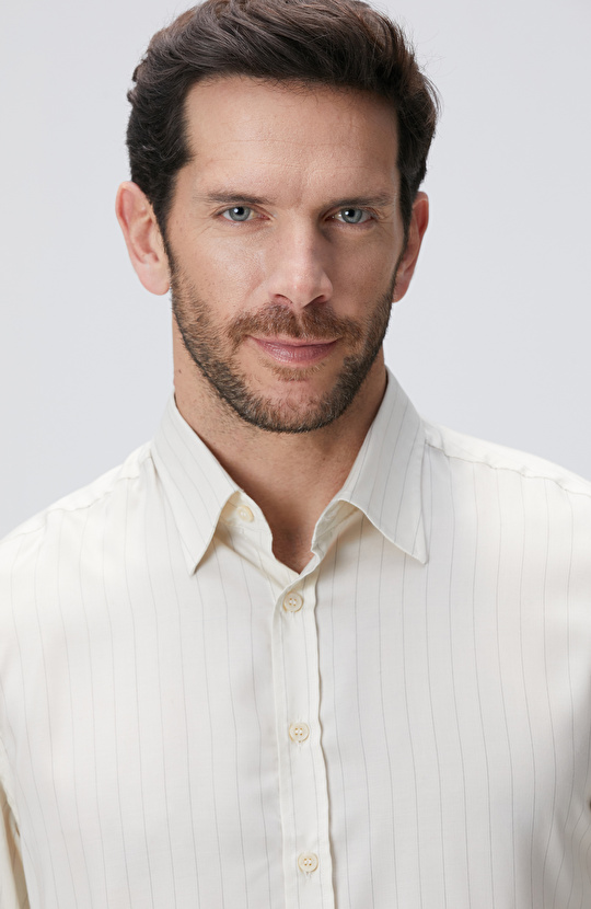 Kırık Beyaz Çizgili Gömlek