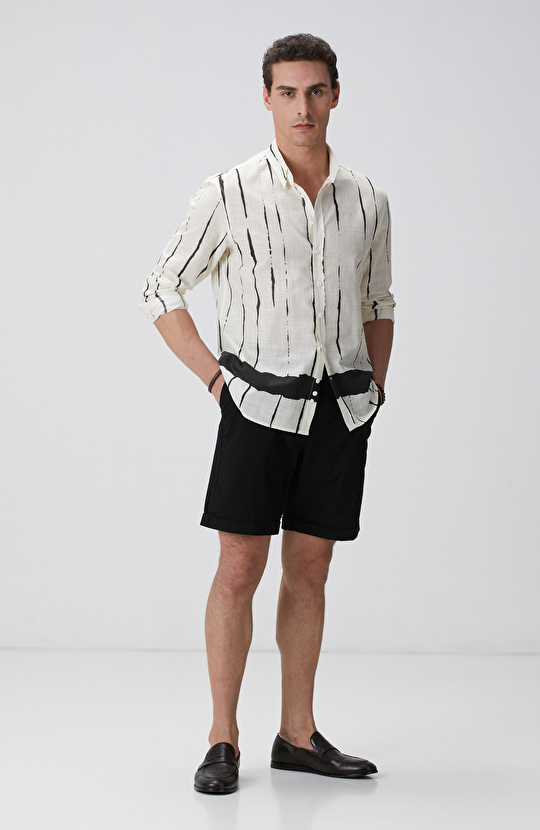 Kırık Beyaz Baskılı Gömlek