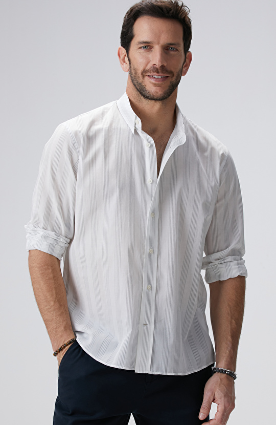 Beyaz Lacivert Çizgili Gömlek