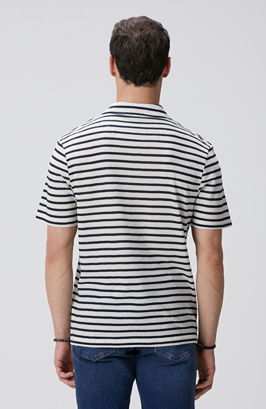 Kırık Beyaz Çizgi Desenli Gömlek