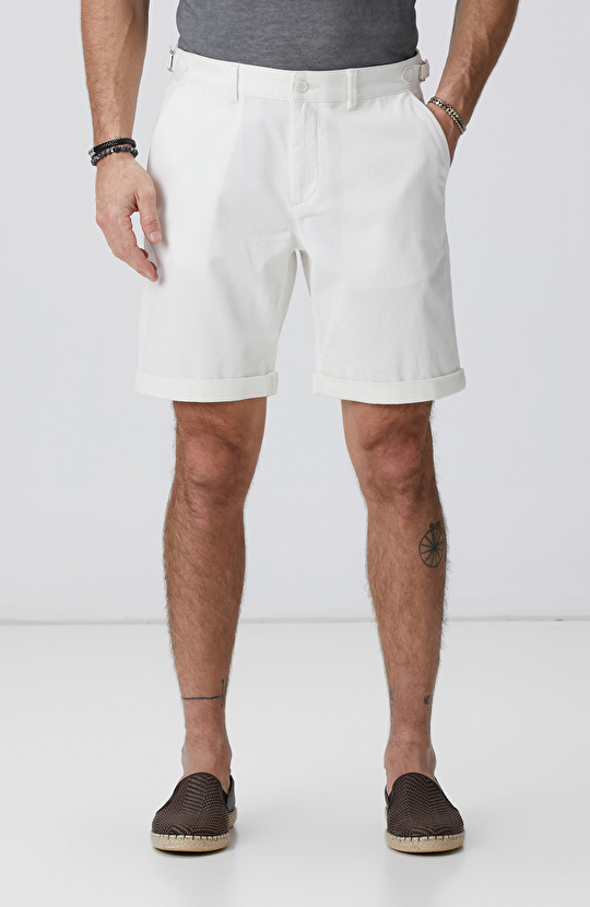 Kırık Beyaz Diyagonal Şort