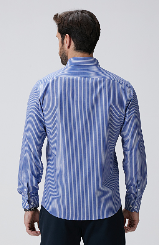 Mavi Çizgili Gömlek