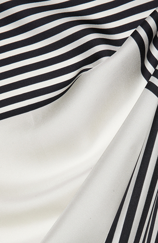 Renkli Kadın İpek Eşarp