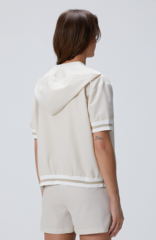 N-Tech Kırık Beyaz Bej Gofreli Mont