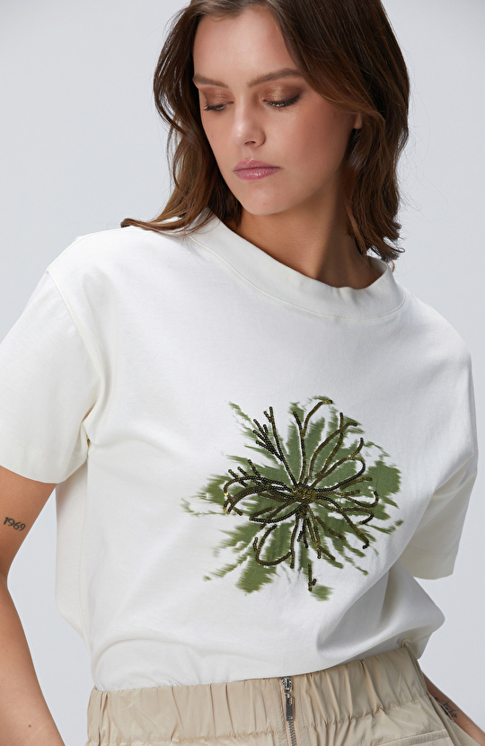 N-Tech Kırık Beyaz T-shirt