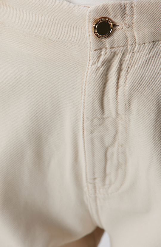 Kırık Beyaz Pantolon