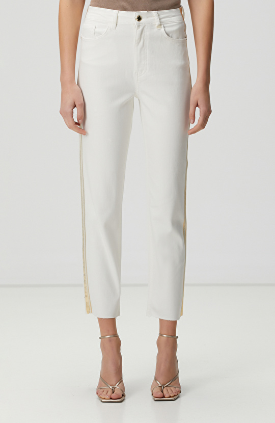 Kırık Beyaz Denim Pantolon