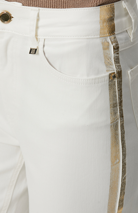 Kırık Beyaz Denim Pantolon