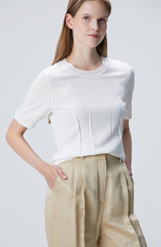 Kırık Beyaz Çizgi Jakarlı Kazak