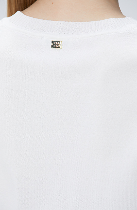 Kırık Beyaz Çizgi Jakarlı Kazak