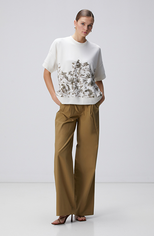 Kırık Beyaz Sweatshirt