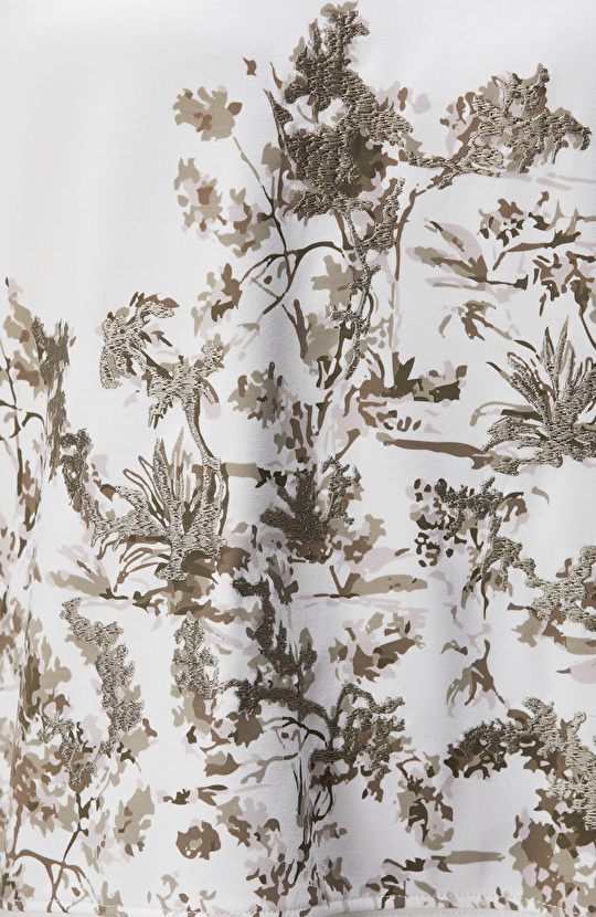 Kırık Beyaz Sweatshirt