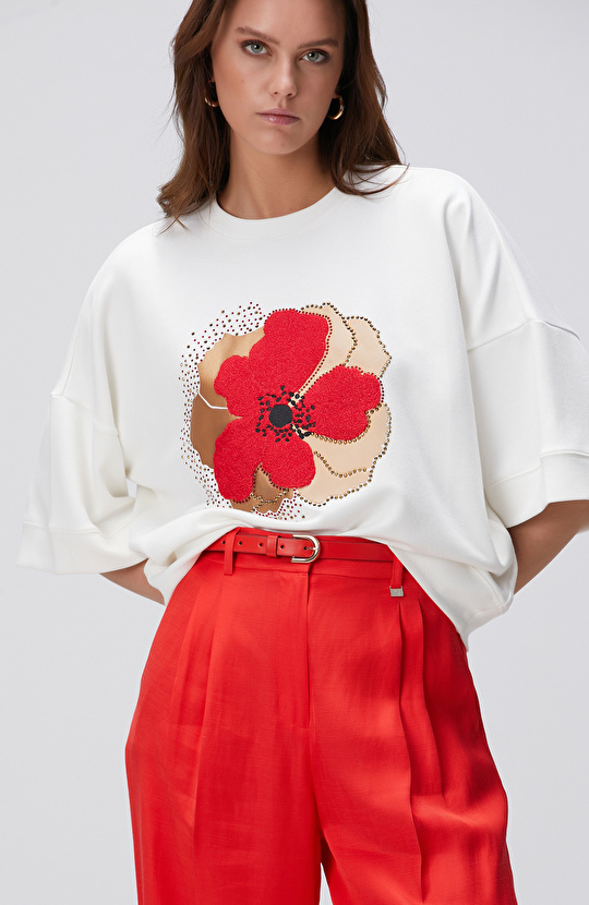 Kırık Beyaz Sweatshirt