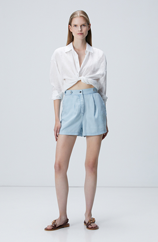 Açık Mavi Mini Denim Şort