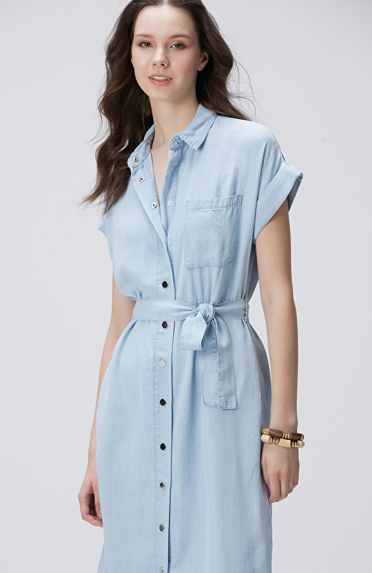 Açık Mavi Midi Denim Elbise