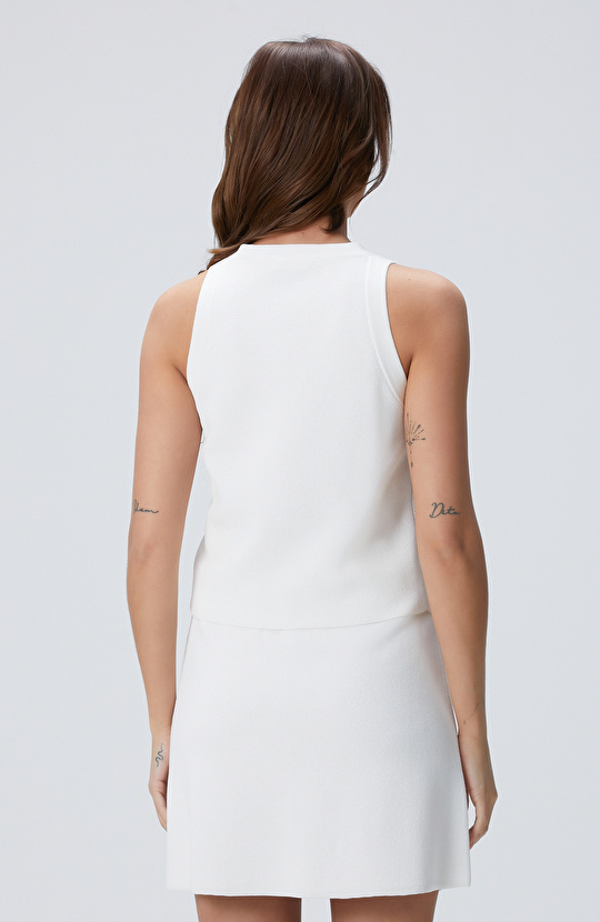 Limited Kırık Beyaz Triko Yelek