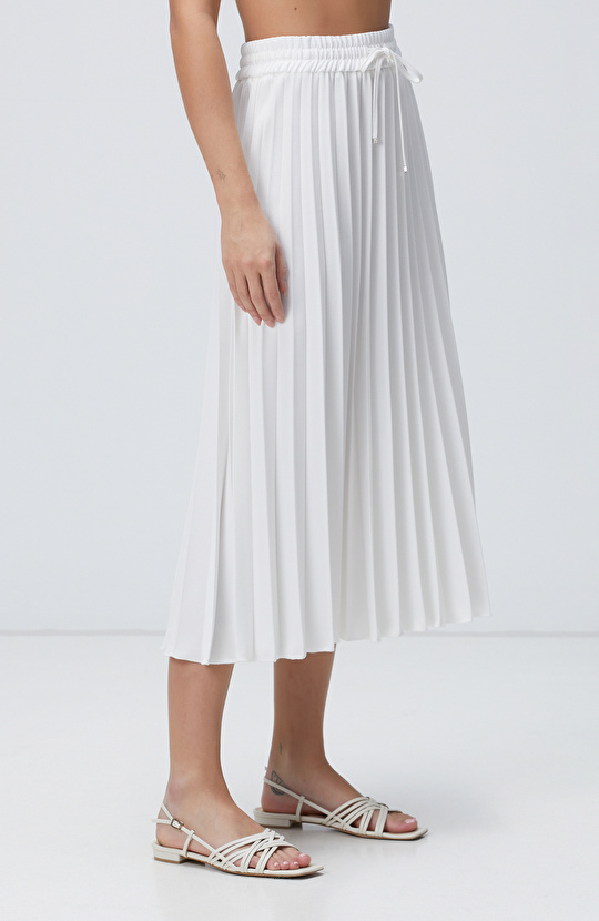 Kırık Beyaz Midi Etek