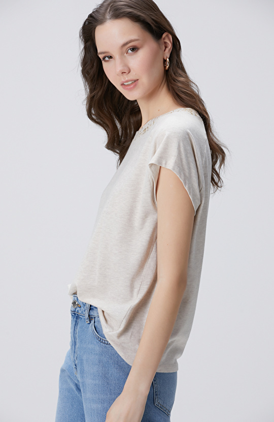 Bej Melanj Varak Baskılı T-shirt