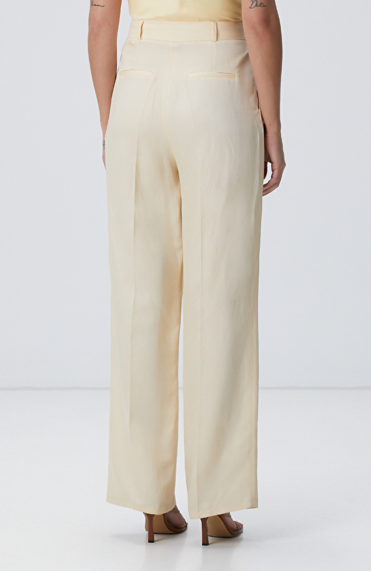 Limited Vanilya Keten Karışımlı Pantolon