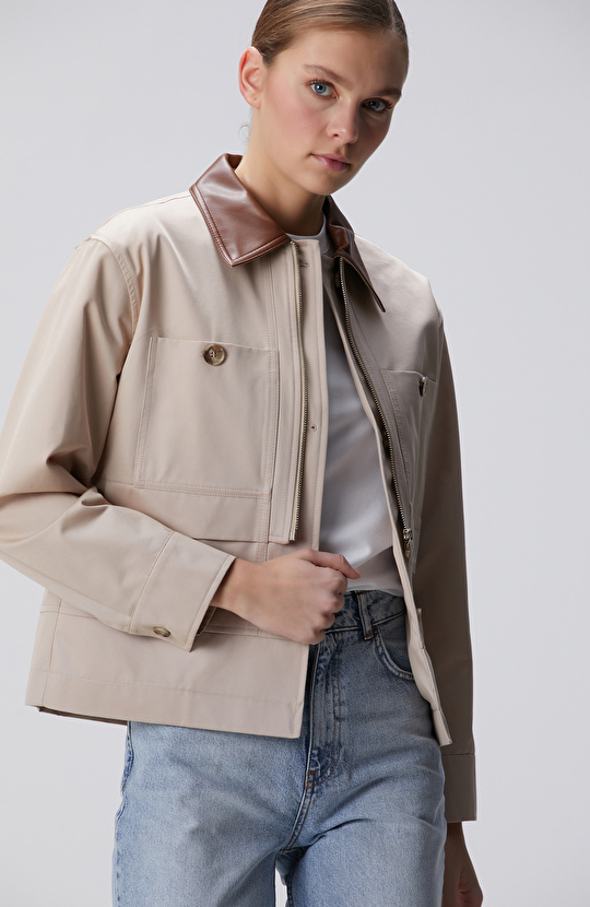 Açık Bej Kısa Pardösü Açık Bej Kısa Pardösü