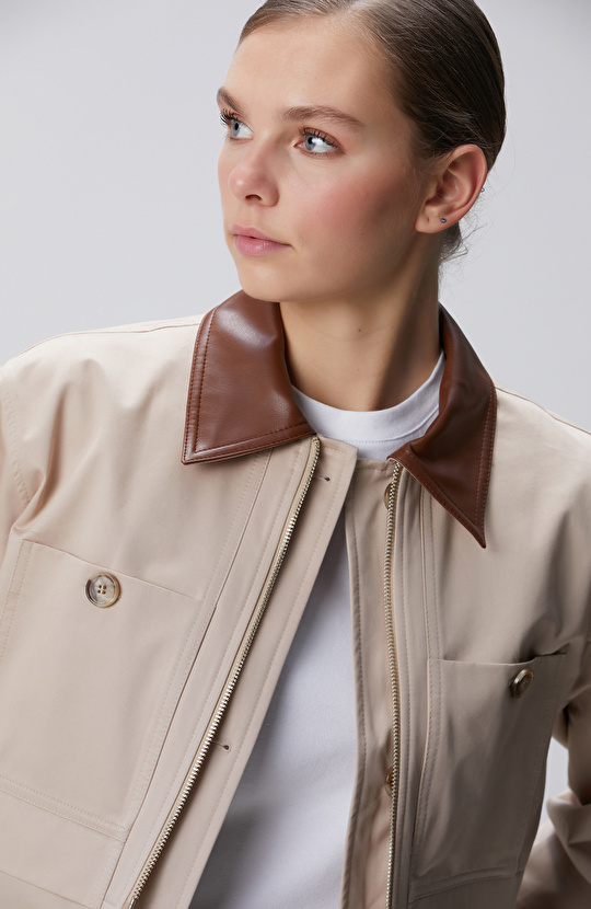 Açık Bej Kısa Pardösü