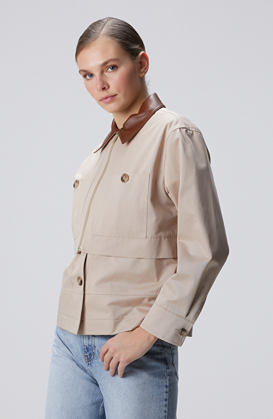 Açık Bej Kısa Pardösü