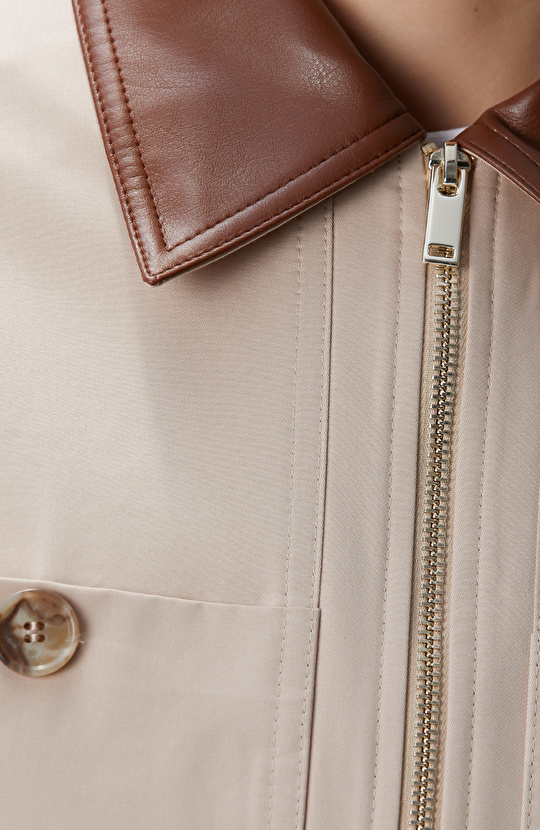 Açık Bej Kısa Pardösü