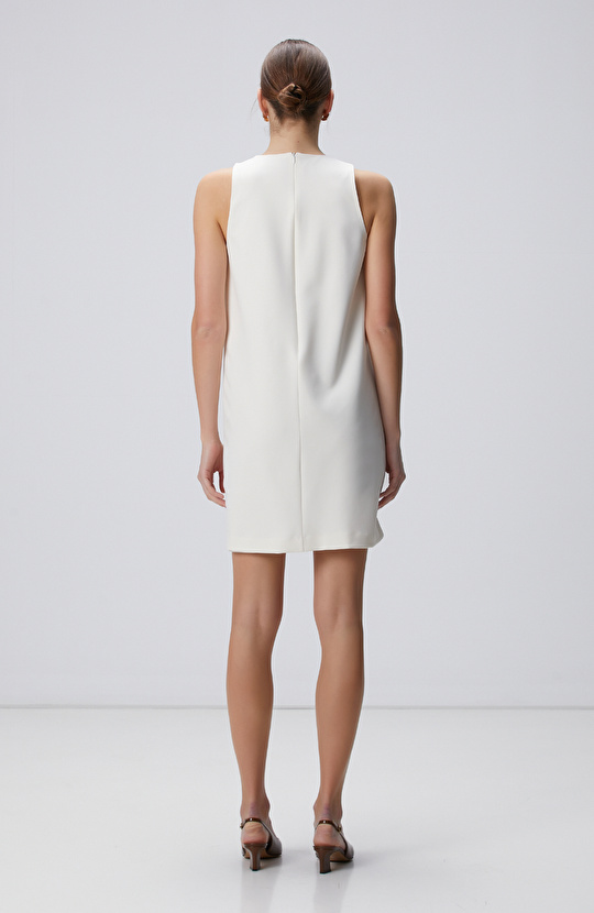 Kırık Beyaz Elbise