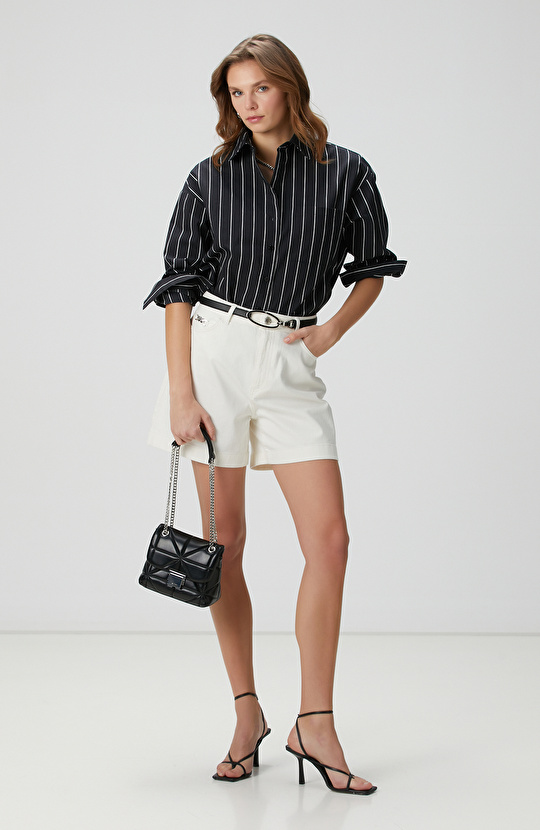 Siyah Beyaz Çizgili Keten Karışımlı Gömlek