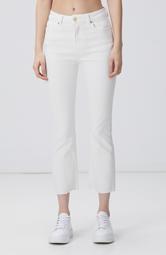 Kırık Beyaz Denim Pantolon