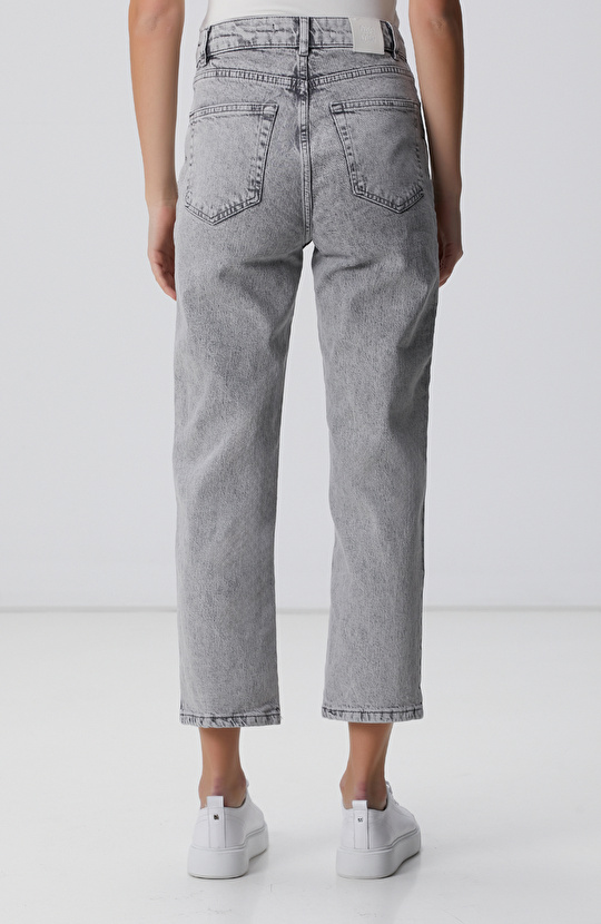 Açık Gri Denim Pantolon