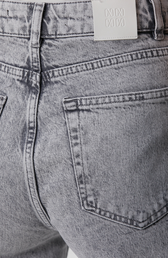 Açık Gri Denim Pantolon