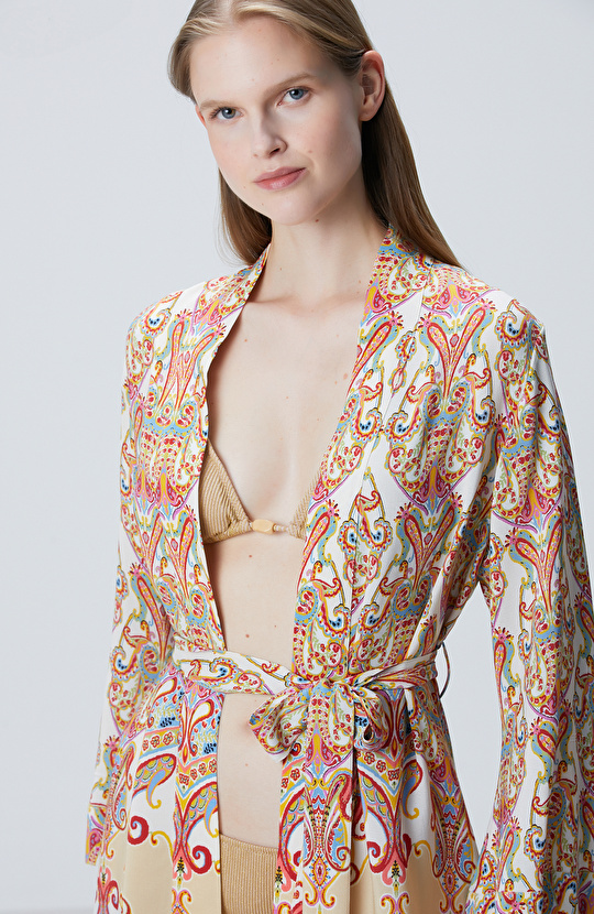 Bej Püsküllü Desenli Kaftan