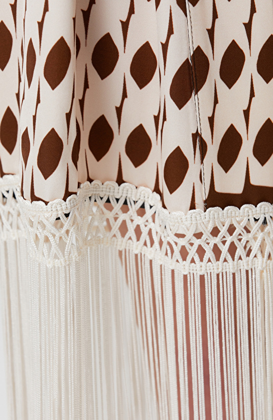 Siyah Püsküllü Desenli Kaftan