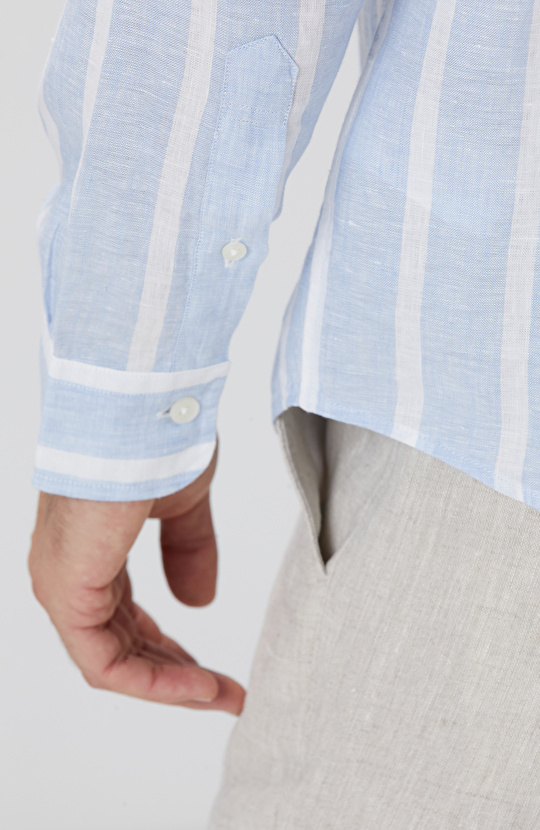 Mavi Beyaz Çizgili Gömlek