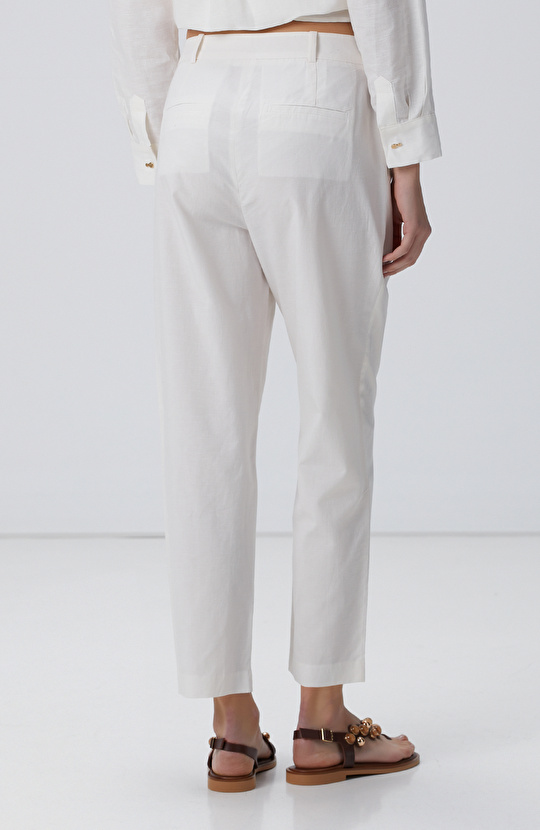 Kırık Beyaz Pantolon