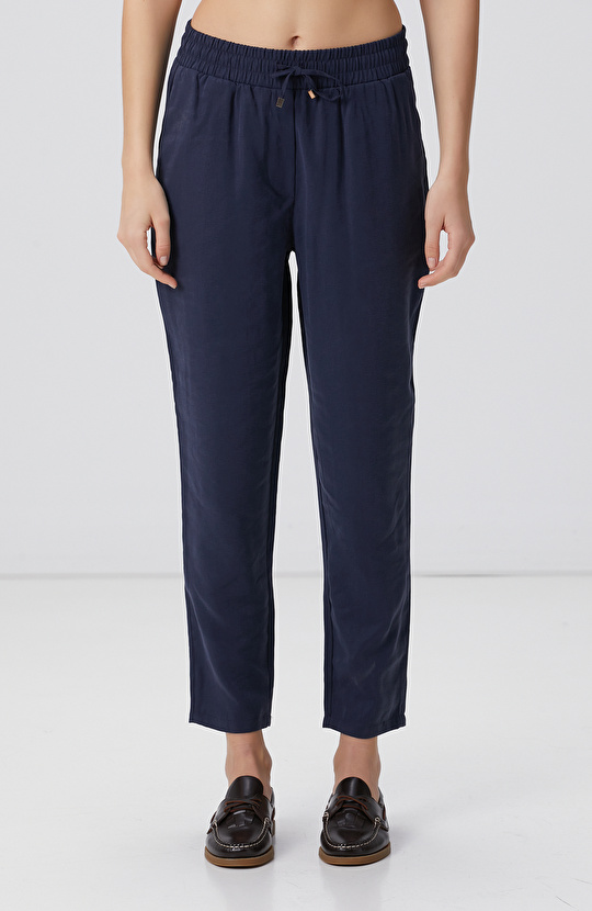 Lacivert Diyagonal Desenli Pantolon