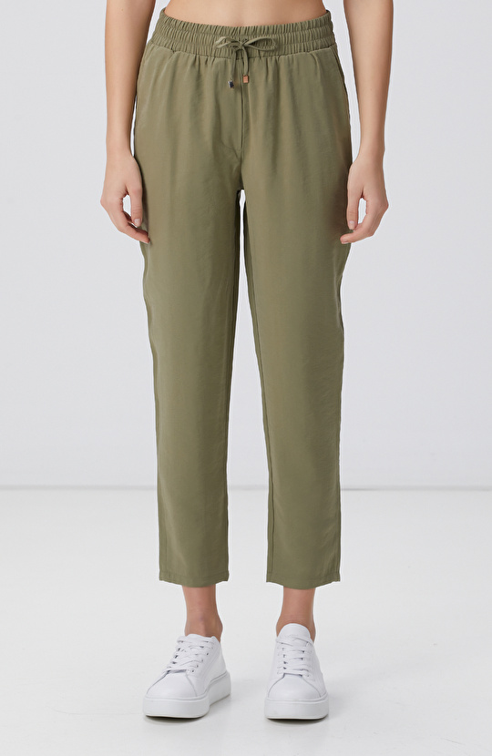 Haki Diyagonal Desenli Pantolon