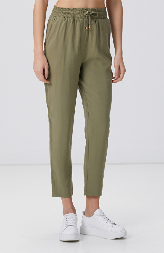 Haki Diyagonal Desenli Pantolon