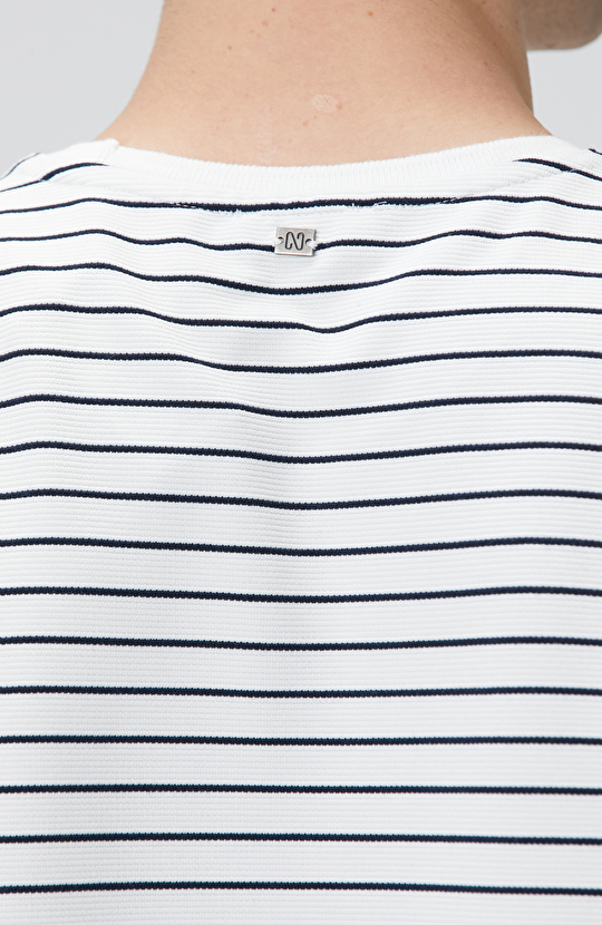 Kırık Beyaz T-shirt