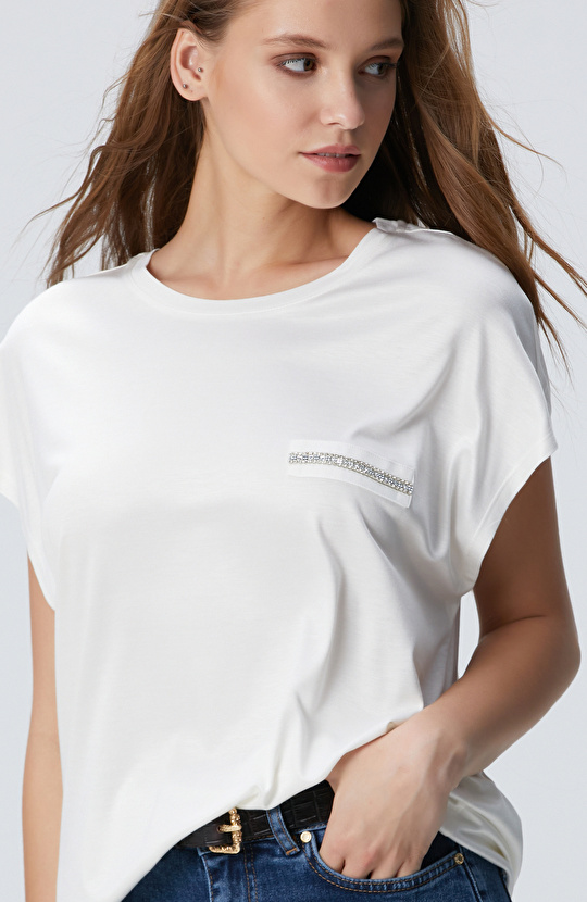 Kırık Beyaz T-shirt