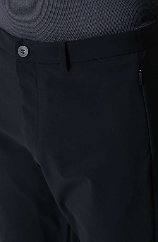N-Tech Siyah Pantolon