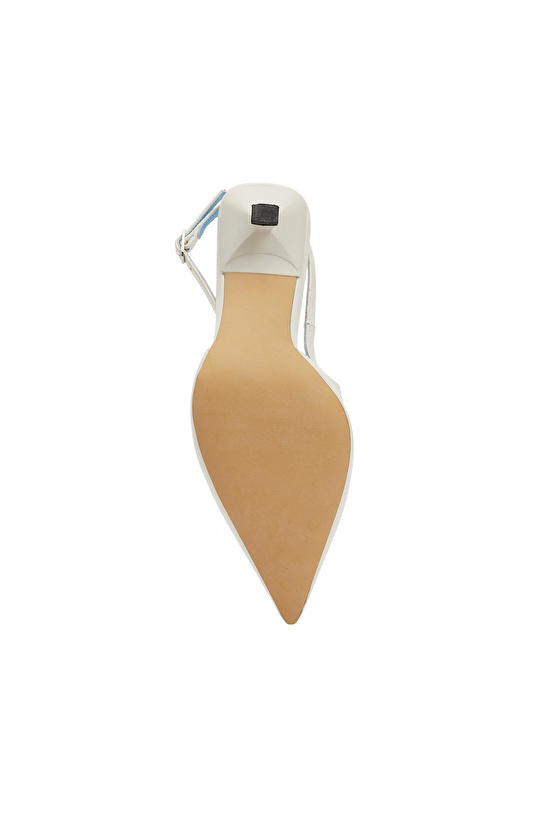 Kırık Beyaz Deri Topuklu Ayakkabı